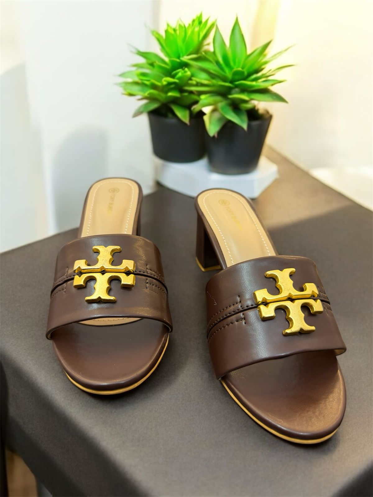 BUY TORY BURCH FIRST COPY WOMEN'S STYLISH HEELS