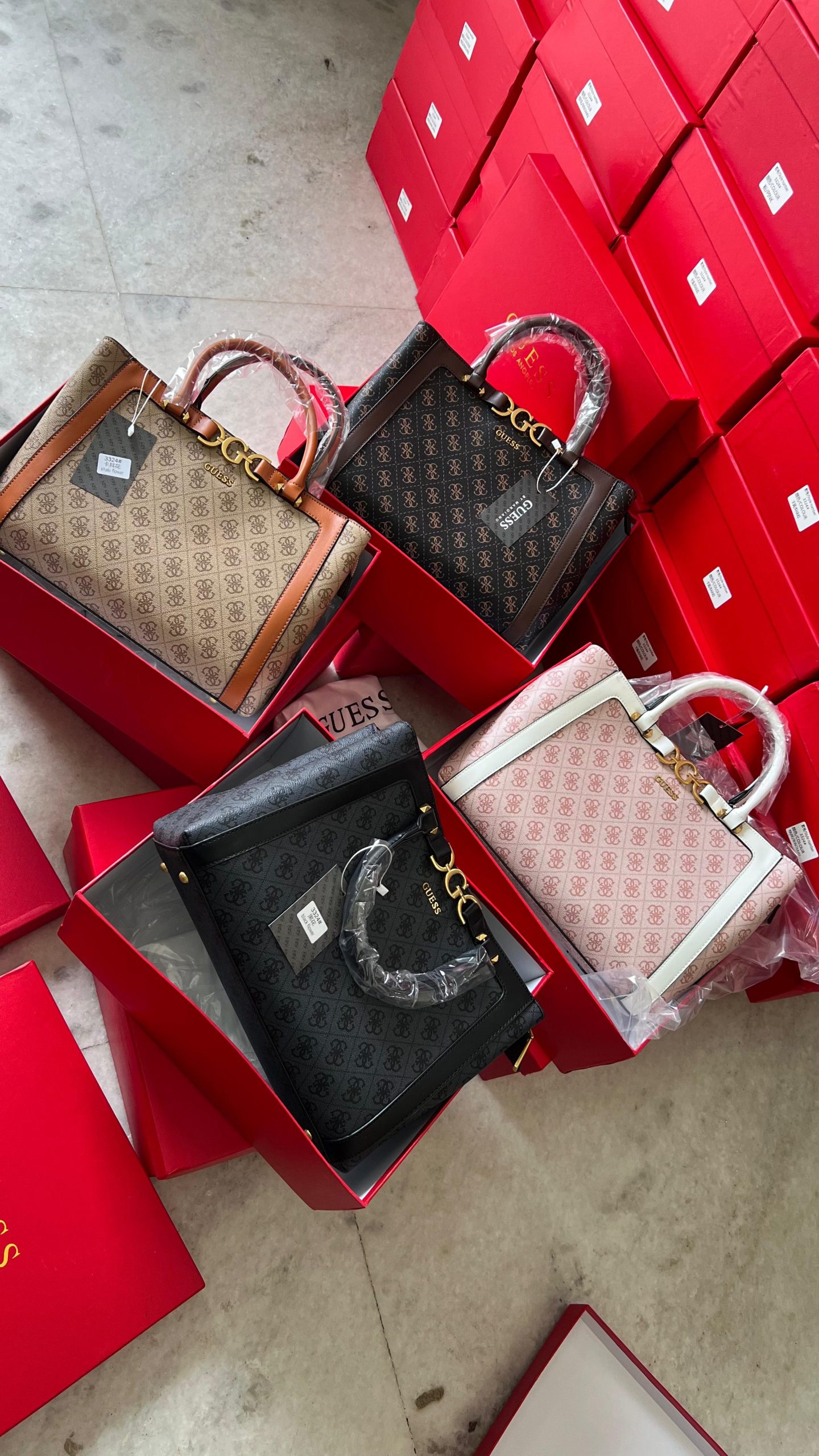 FIRST COPY Guess Authentic Quality Book Tote