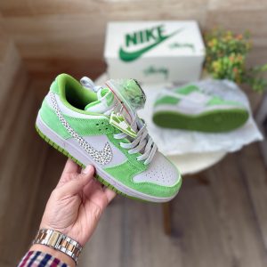 FIRST COPY Nike SB Dunk Chlorophyll 2025