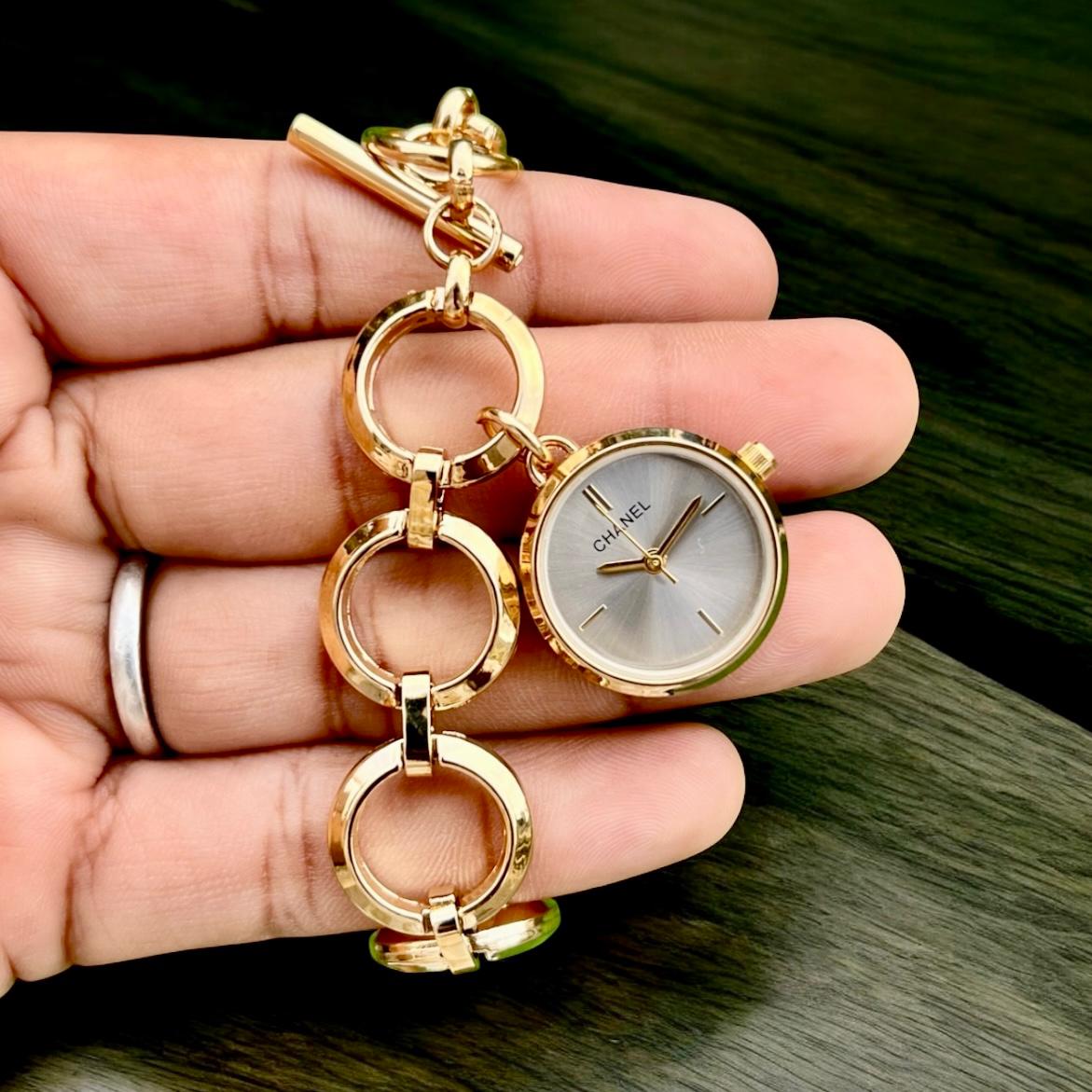 FIRST COPY New collection Girl’s Watch in stock available - Image 3