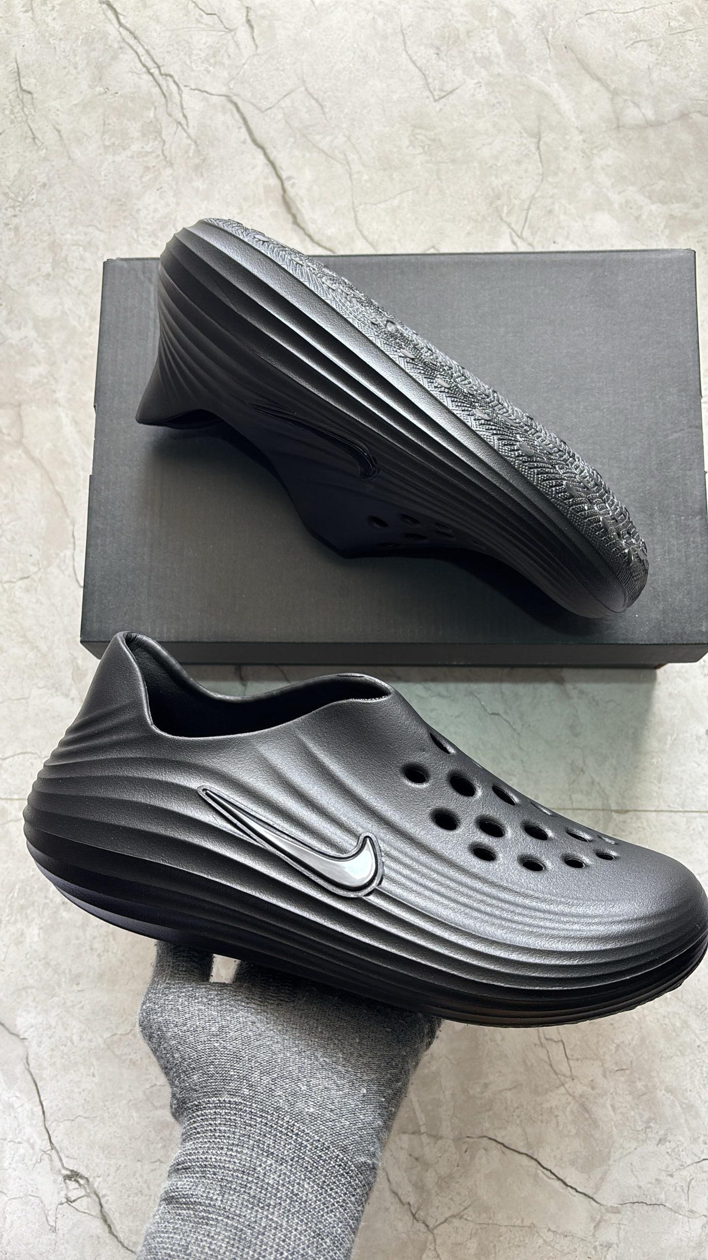 FIRST COPY NIKE REACTX REJUVEN 8 – PERFORMANCE MEETS STYLE - Image 3