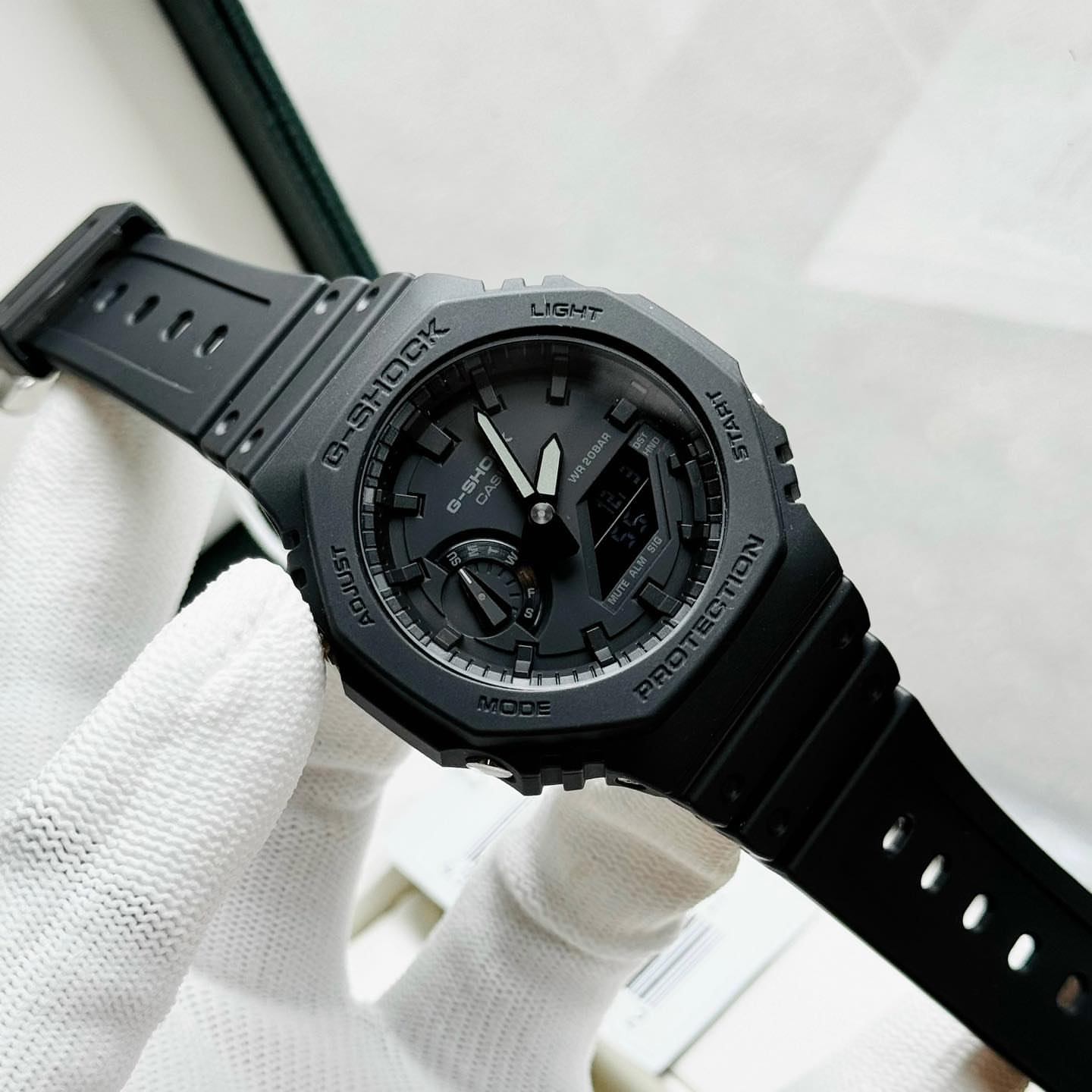 First Copy G-Shock GM2100 – Silver Metal Body Edition - Image 5