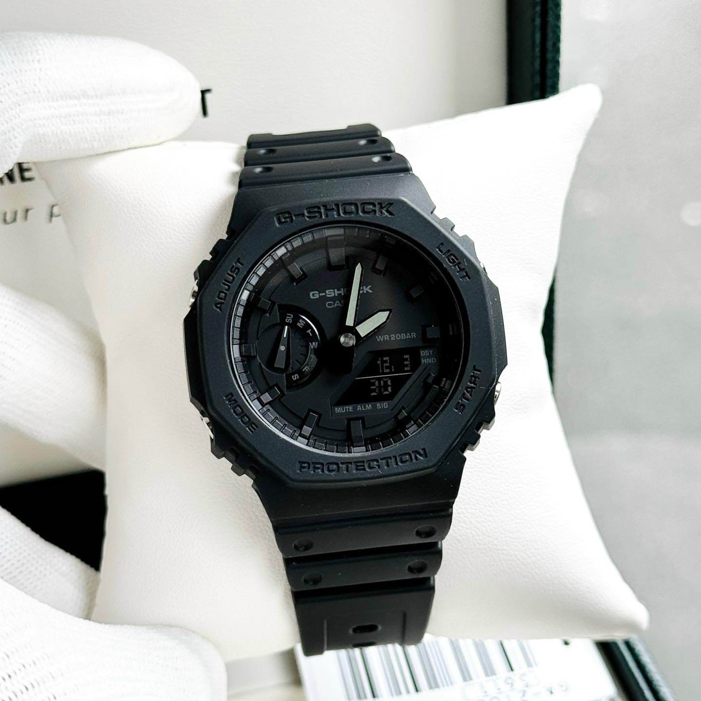 First Copy G-Shock GM2100 – Silver Metal Body Edition