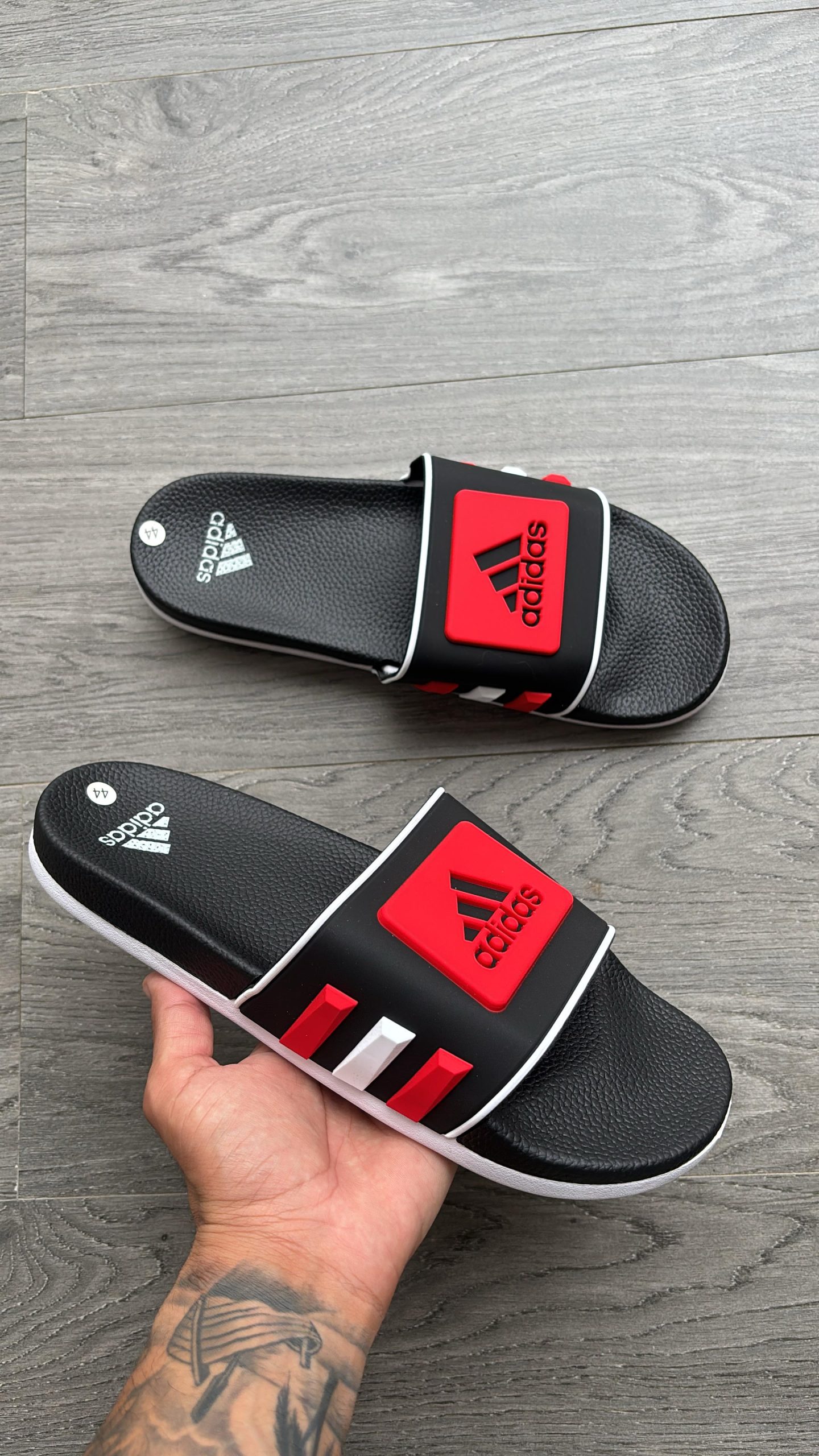 adidas gazelle silver green womens Yeezy Slide Unisex Slipper 38.90 main image 1