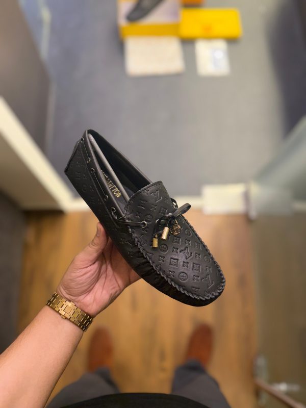 First Copy Louis Vuitton Moccasin White – Premium Designer  display picture 3