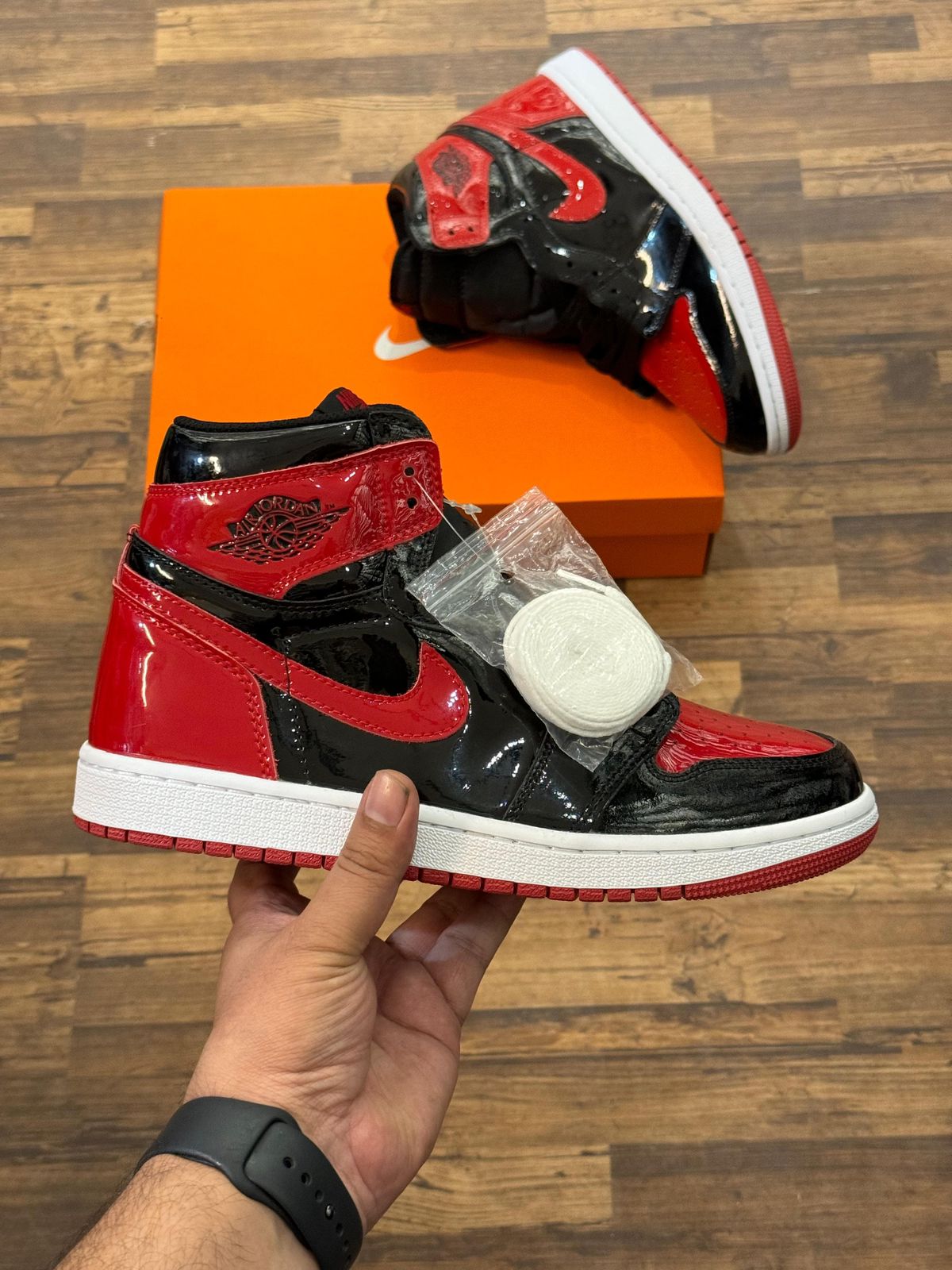 First Copy Air Jordan Retro 1 Patent Bred - Image 2