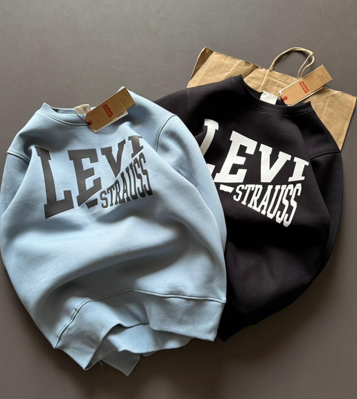 First Copy Levi’s Round Neck Sweatshirt for Men - Image 2