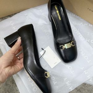 First Copy Tommy Hilfiger Metal Accent Logo Detail Pumps for Women